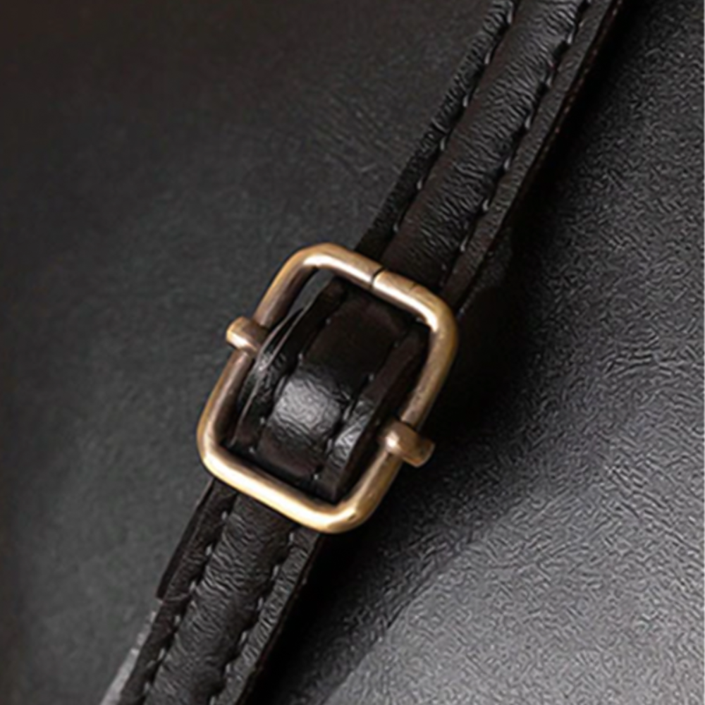 Винтиџ Kiss-Lock торба – неопходан модни детаљ у ретро стилу