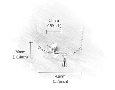 Огрлица од капајућег меда и пчела