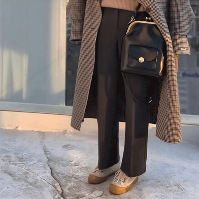 Винтиџ Kiss-Lock торба – неопходан модни детаљ у ретро стилу