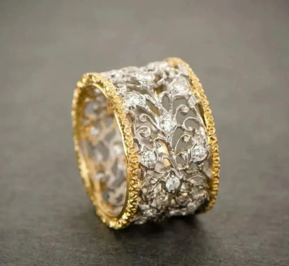 Прстен са цирконијем и бршљаном